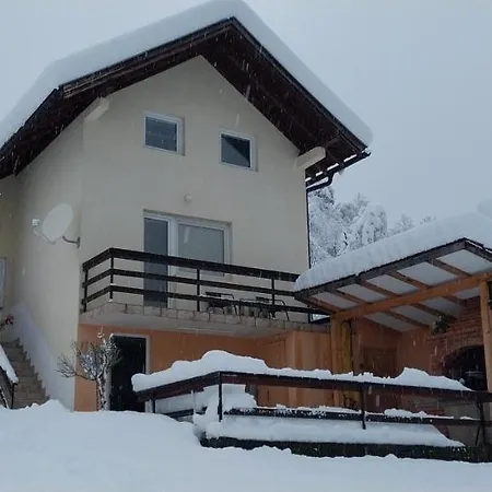 بيت للعطل Vikendica Jovanovic *