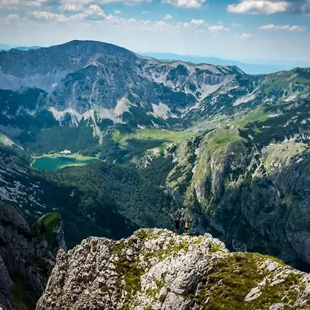 Vikendica Jovanovic * Foca