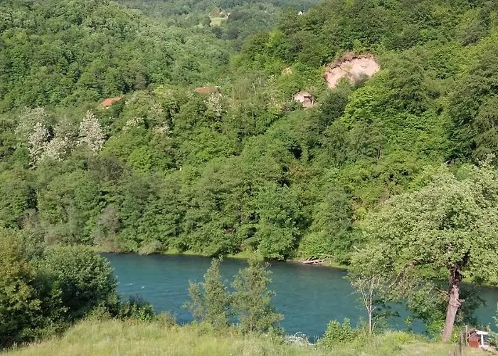 Vikendica Jovanovic Semesterbostad Foca